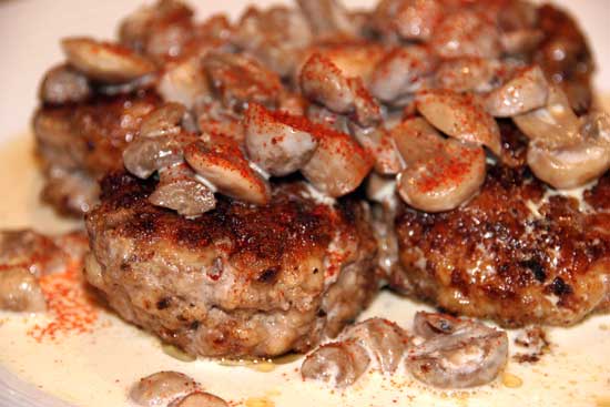 veal_patties_mushroom_brandy_sauce